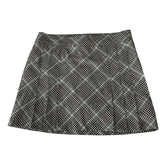 Izod Pants - Izod XFG Black, White and Baby Blue Plaid Pleated Athletic Skorts